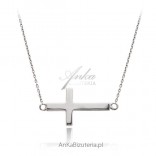 Chain with silver cross LARGE. Jewelery celebrities.