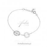 Silver bracelet. Trendy jewelry for women