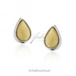 Silver earrings with white amber