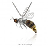 Silver pendant with amber BEE