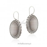 Silver earrings with gray utyyt