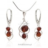 A set of jewelry with natural amber