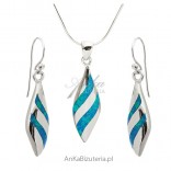 Set silver jewelry with blue opal Elegant women's jewelry