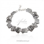 Silver bracelet with cubic zirconia