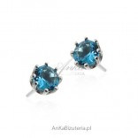 Silver earrings with blue zircons