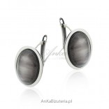 Silver earrings with gray uleksite on biglu English