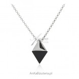Silver necklace with black onyx - Elegant jewelry