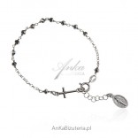 Silver rosary bracelet with hematite