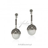 Silver earrings with marcasites and mother of pearl