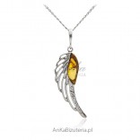 Silver pendant with amber - Angel's wing