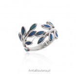Silver ring with blue opal - leaf
