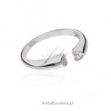 The original silver ring with cubic zirconia in hearts