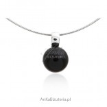 Silver pendant with black stone jewelry