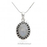 Silver necklace oxidized with moonstone - small