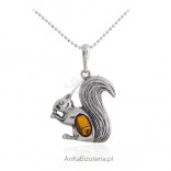 Silver pendant SQUIRT with amber