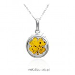 Silver pendant clover with amber