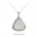 Beautiful silver pendant with moonstone STONE OF HAPPINESS
