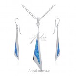 Silver jewelry set with blue opal ELEGANT JEWELERY
