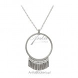 Silver round necklace with tassels