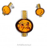 A set of jewelry with gold-plated amber cognac