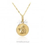 Golden set pr. 585 angel medallion with a chain