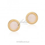 14k gold-plated silver earrings with white mother of pearl