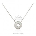 Silver necklace with mother of pearl CLOVER