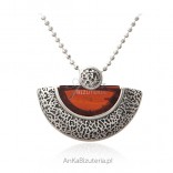 Silver jewelry - a necklace with cherry amber