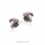 Silver satin earrings, spacious clover - small