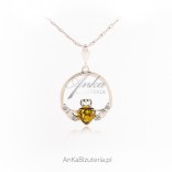 Silver pendant with amber IRISH CLADDAGH - a symbol of love and friendship