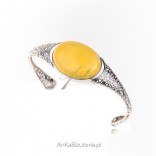 Silver bracelet with yellow amber
