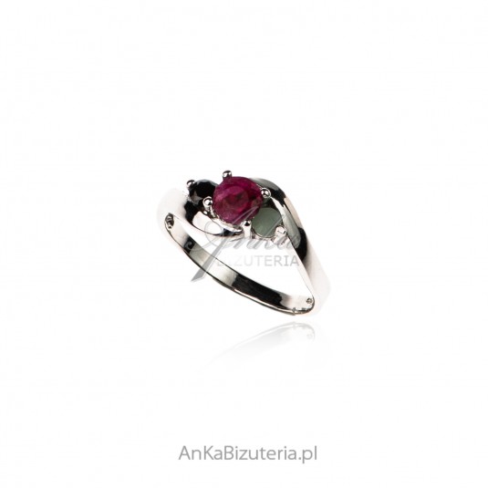 Srebrny pierścionek z kamieniami naturalnymi  - rubin, szmaragd i szafir