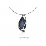 Silver pendant with navy blue ulexite with the effect of a cat's eye