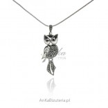Silver pendant with marcasites and OWL enamel