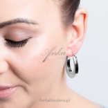 Silver oval circle earrings