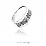 Silver ring, wide braided band