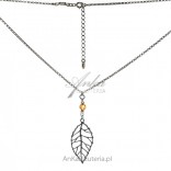 Silver necklace with amber LEAF