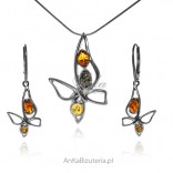 A set of silver jewelry with amber MOTYLEK