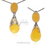Beautiful silver pendant with natural yellow amber