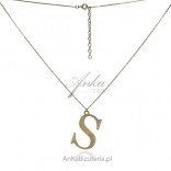 Fashionable silver jewelry Gold-plated necklace with the letter S