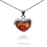 Silver pendant with amber HEART PUZDERKO with cherry amber and scales