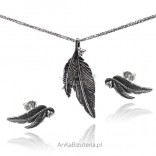 A set of oxidized silver jewelry LEAVES with cubic zirconias