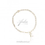 Gold-plated silver bracelet on a chain UNIONS - with the letter E