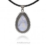 Silver jewelry Beautiful stylish pendant with a natural moonstone - a stone of happiness
