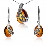 Silver jewelry with cognac amber - a set