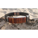 Men's bracelet made of leather and natural Baltic amber
