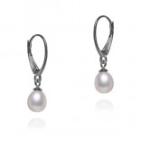 Silver earrings with a white pearl