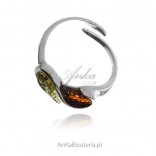 Silver ring with amber adjustable in cognac and green color