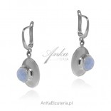 Round silver earrings with moonstone