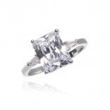 Silver ring with cubic zirconias with a beautiful emerald cut